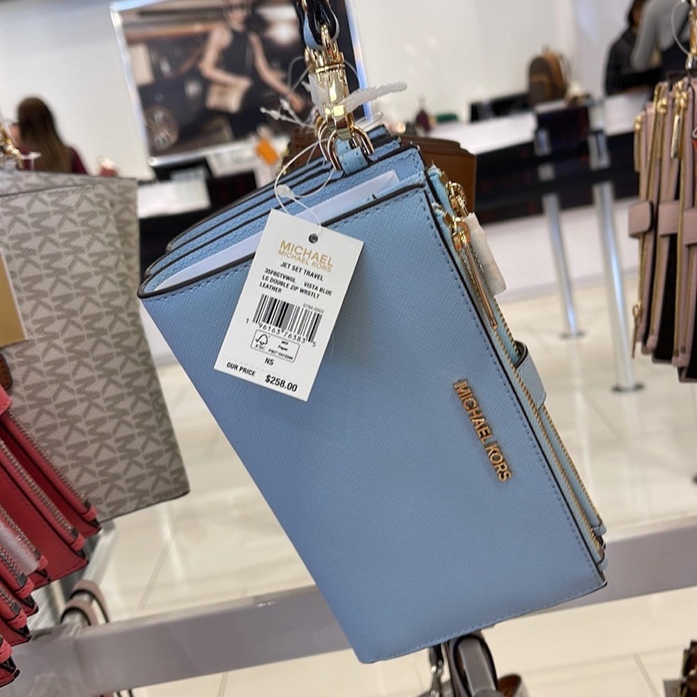 MICHAEL KORS LARGE DOUBLE ZIP WRISTLET WALLET PHONE CASE CLUTCH 
Vista Blue